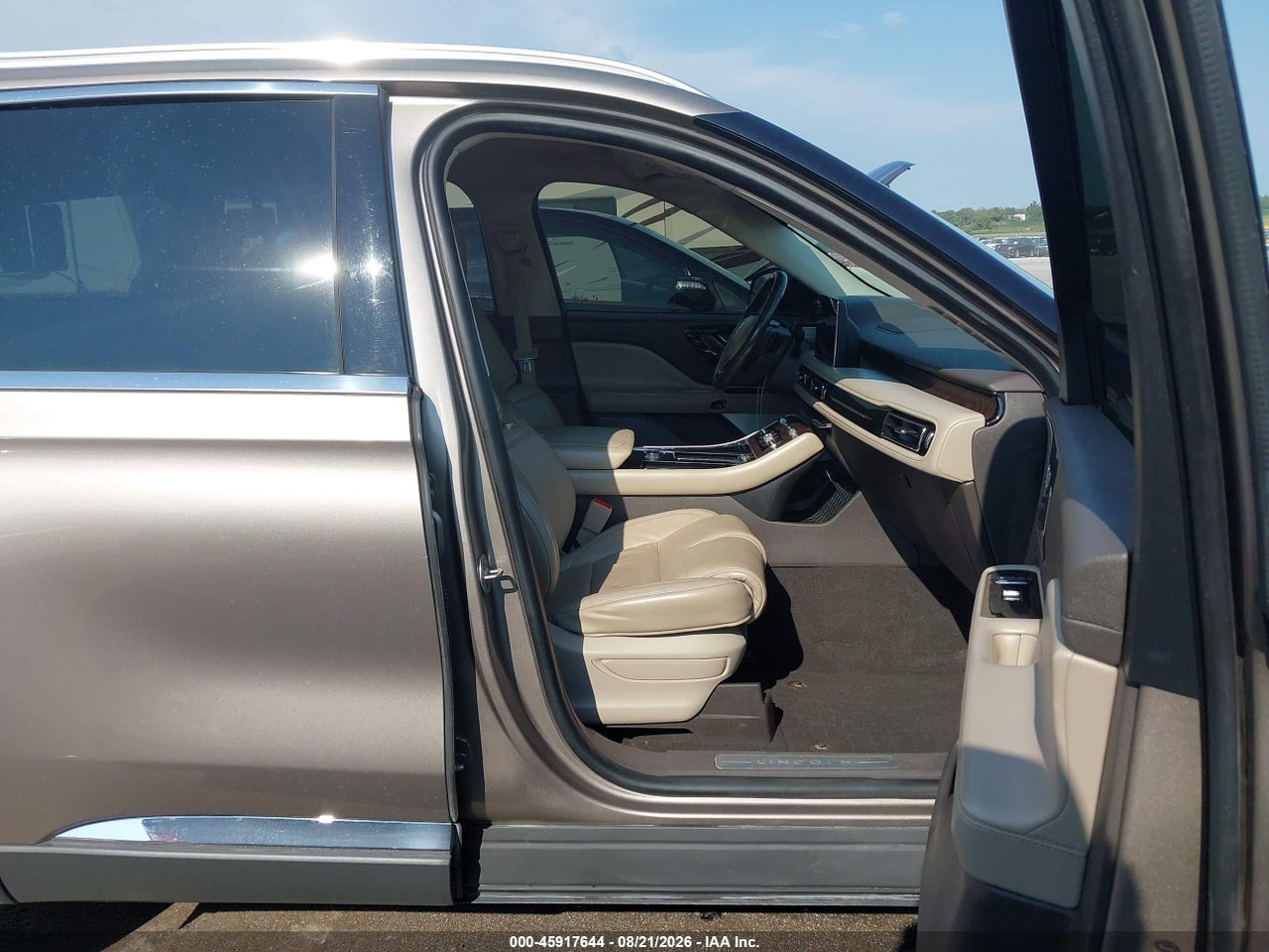 2020 LINCOLN AVIATOR RESERVE · 5/11