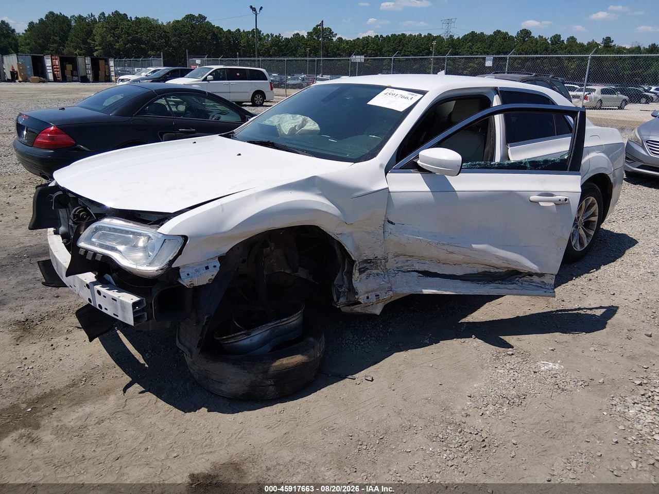 2015 CHRYSLER 300 LIMITED · 2/11