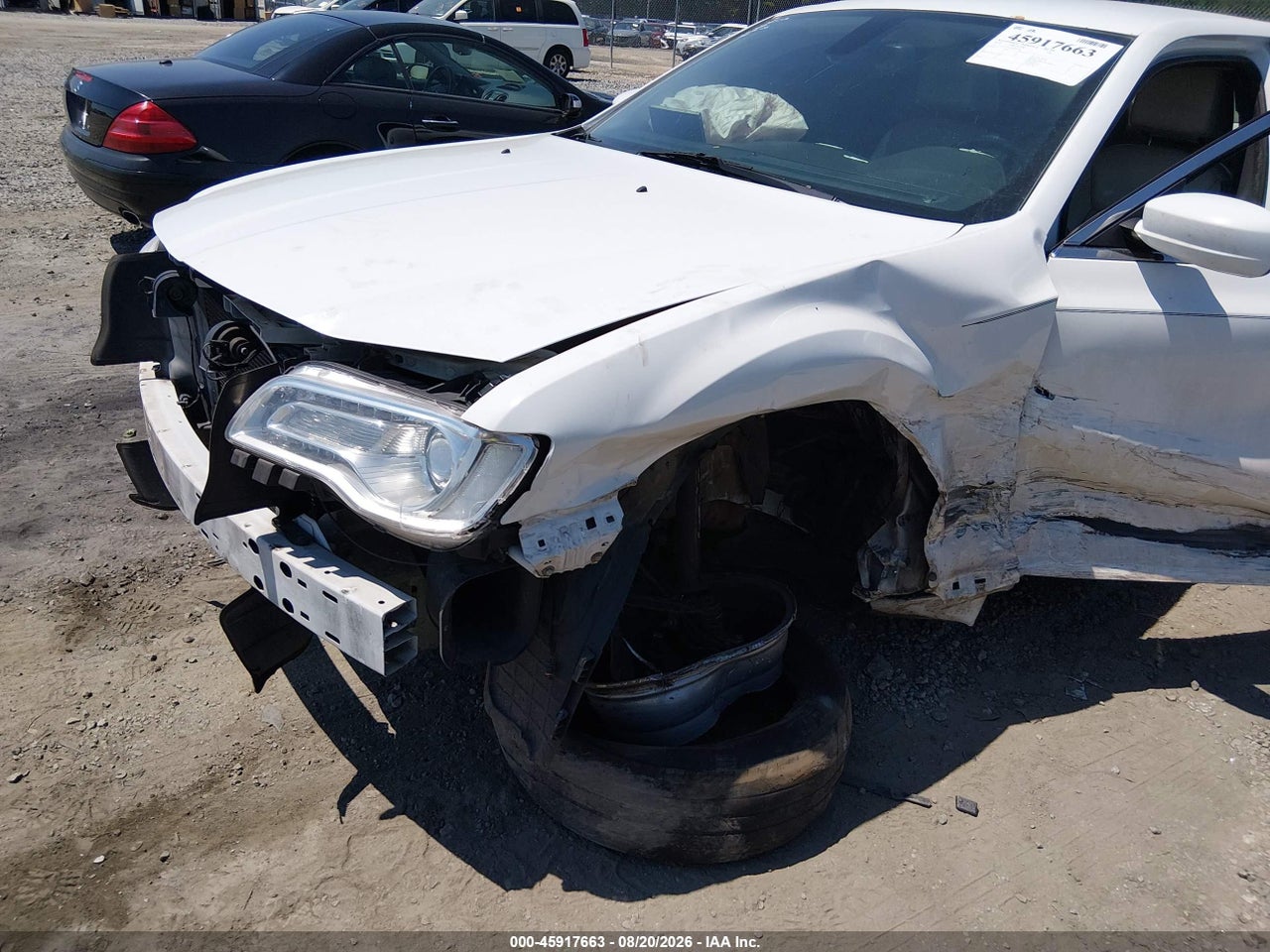 2015 CHRYSLER 300 LIMITED · 6/11