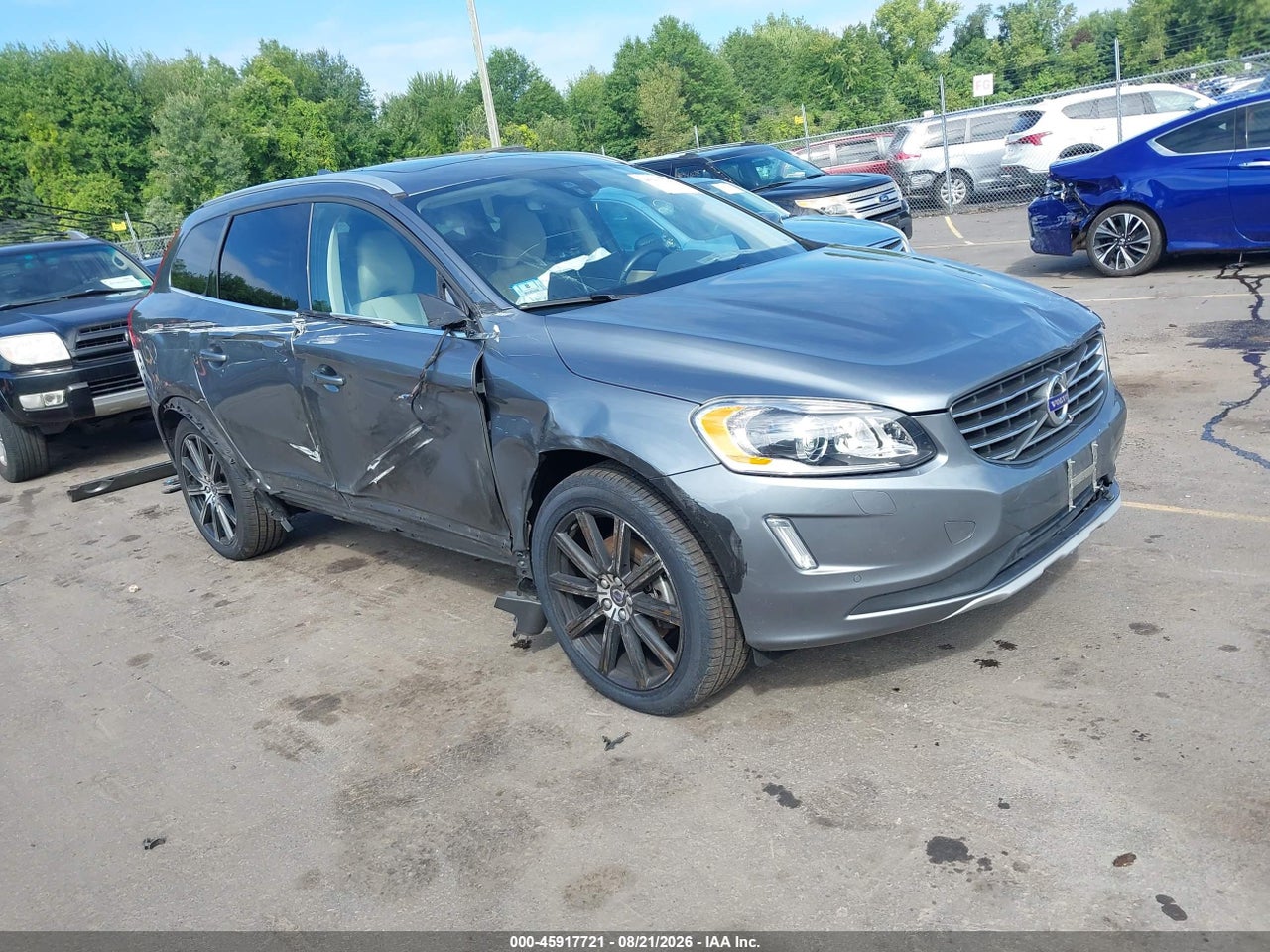 YV449MRU1H2****** · 2017 VOLVO XC60 T6 INSCRIPTION