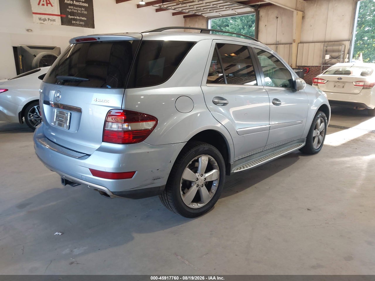 2010 MERCEDES-BENZ ML 350 4MATIC · 4/11