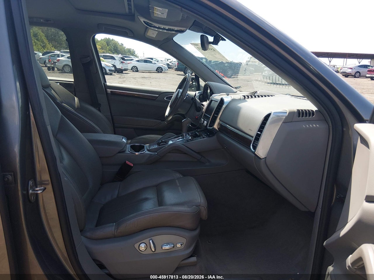 2012 PORSCHE CAYENNE   · 5/11