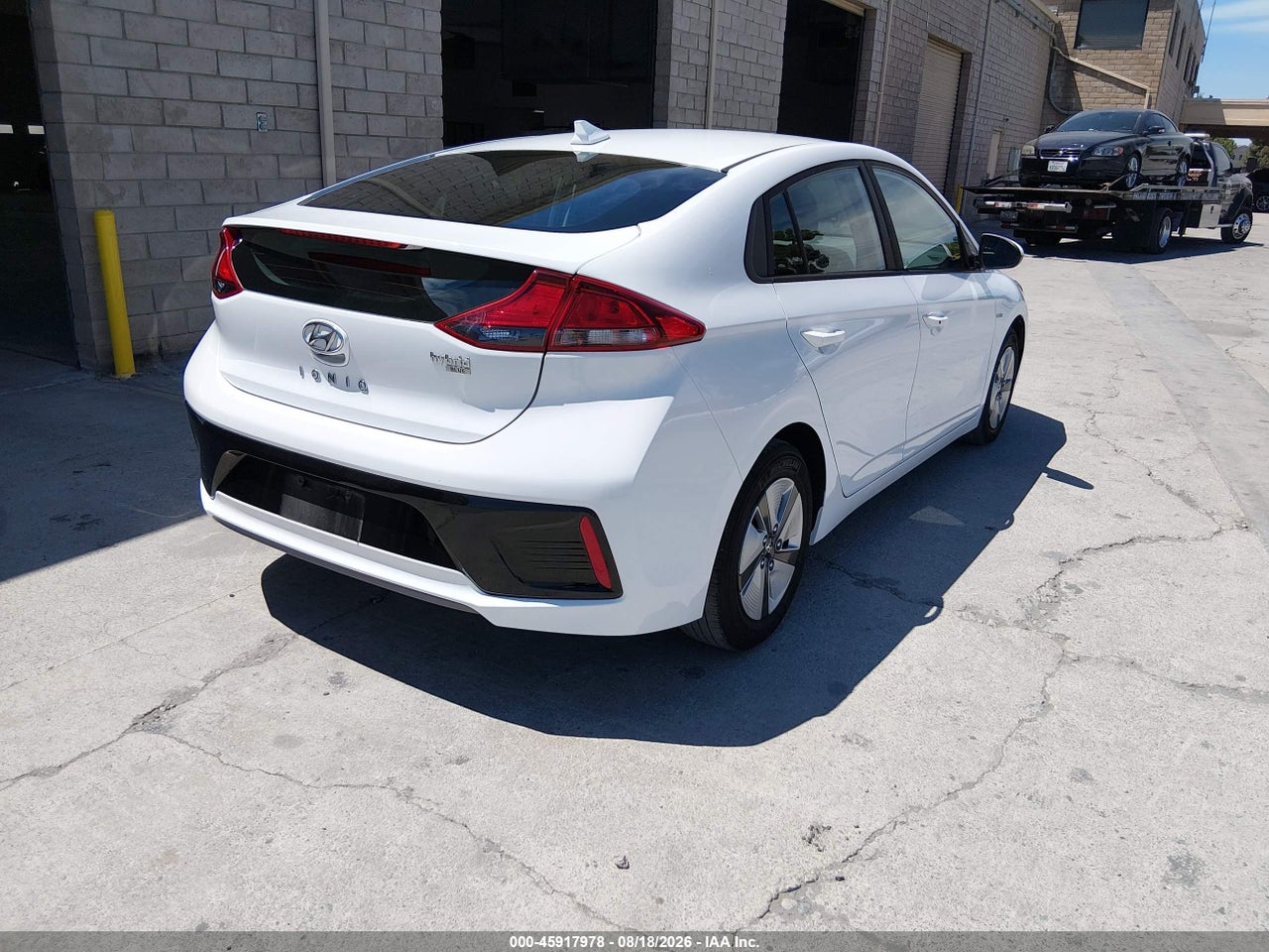 2019 HYUNDAI IONIQ HYBRID BLUE · 4/11