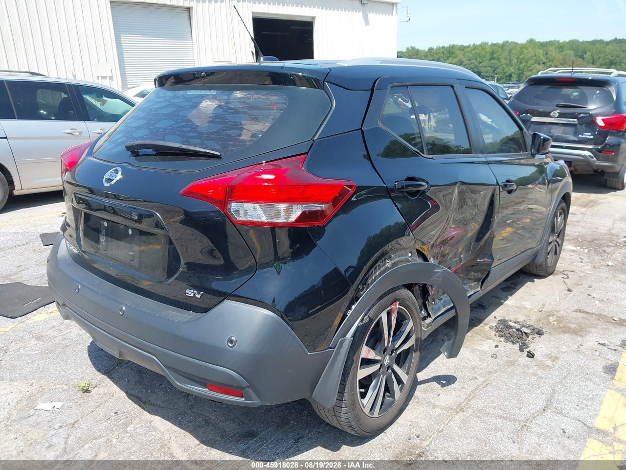 2020 NISSAN KICKS SV XTRONIC CVT · 6/11