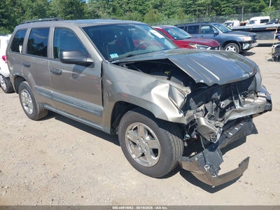 1J8HS48N75C****** · 2005 JEEP GRAND CHEROKEE LAREDO