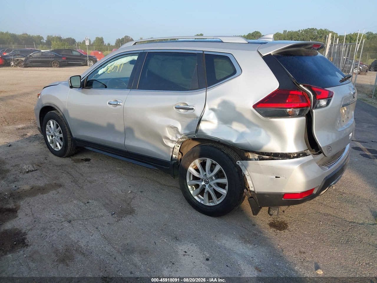 2018 NISSAN ROGUE SV · 3/11