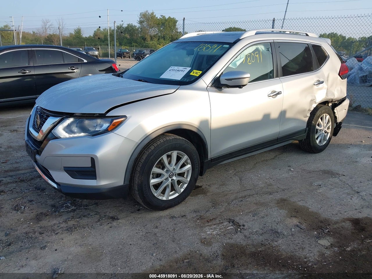 2018 NISSAN ROGUE SV · 2/11