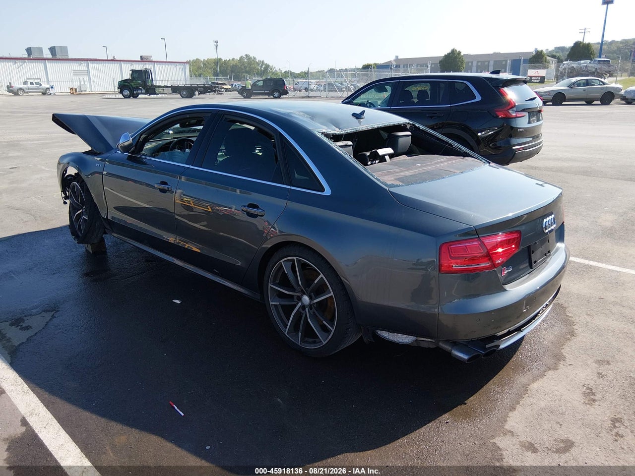 2014 AUDI S8 4.0T · 3/11