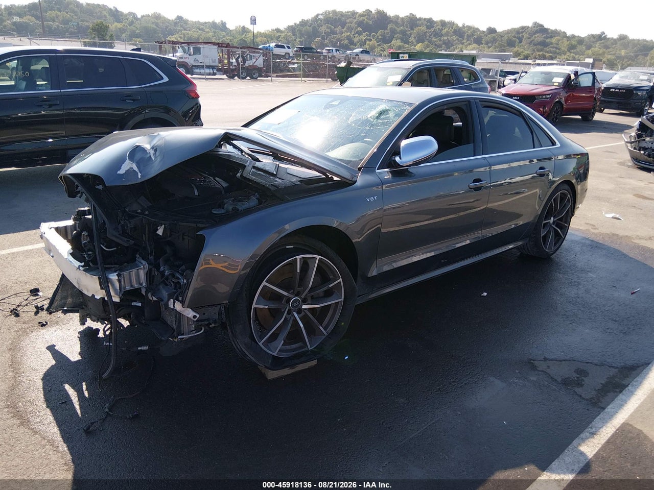 2014 AUDI S8 4.0T · 2/11