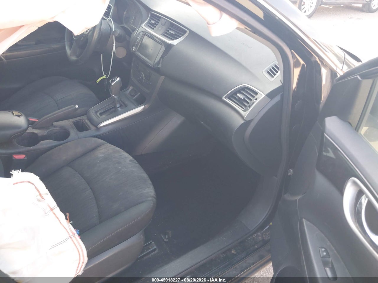 2019 NISSAN SENTRA SV · 5/11