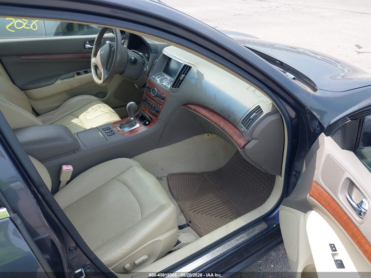 2008 INFINITI G35X   · 5/11