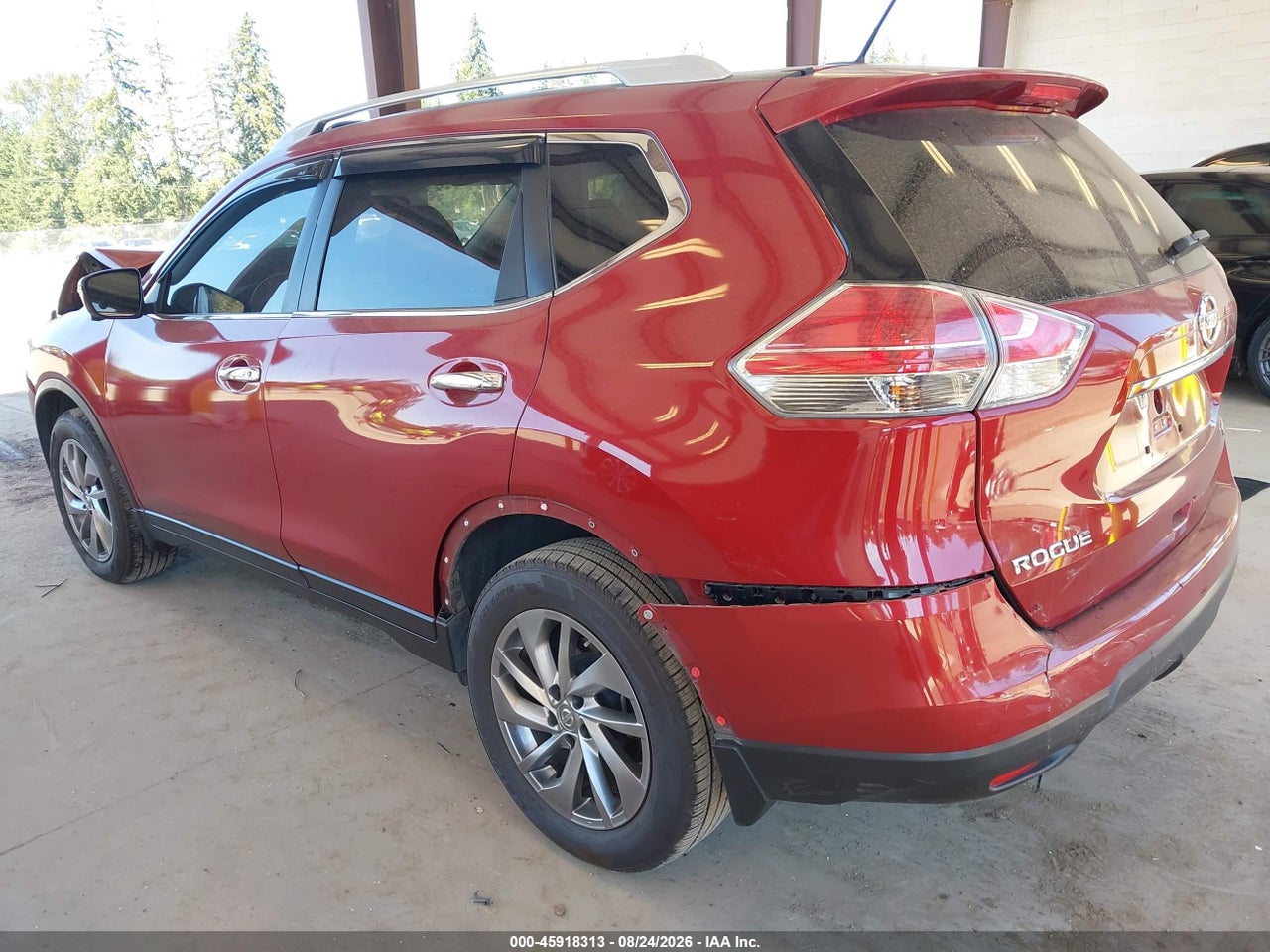 2015 NISSAN ROGUE SL · 3/11