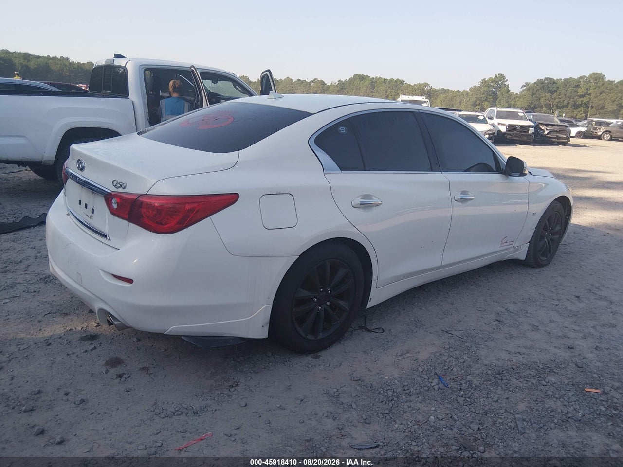 2015 INFINITI Q50 PREMIUM · 4/11