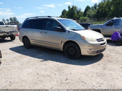 2005 TOYOTA SIENNA LE