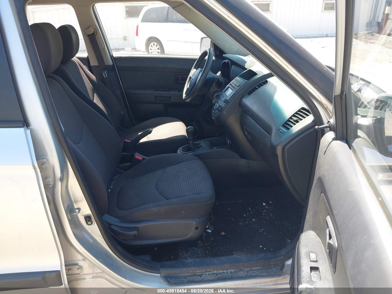 2012 KIA SOUL   · 5/11