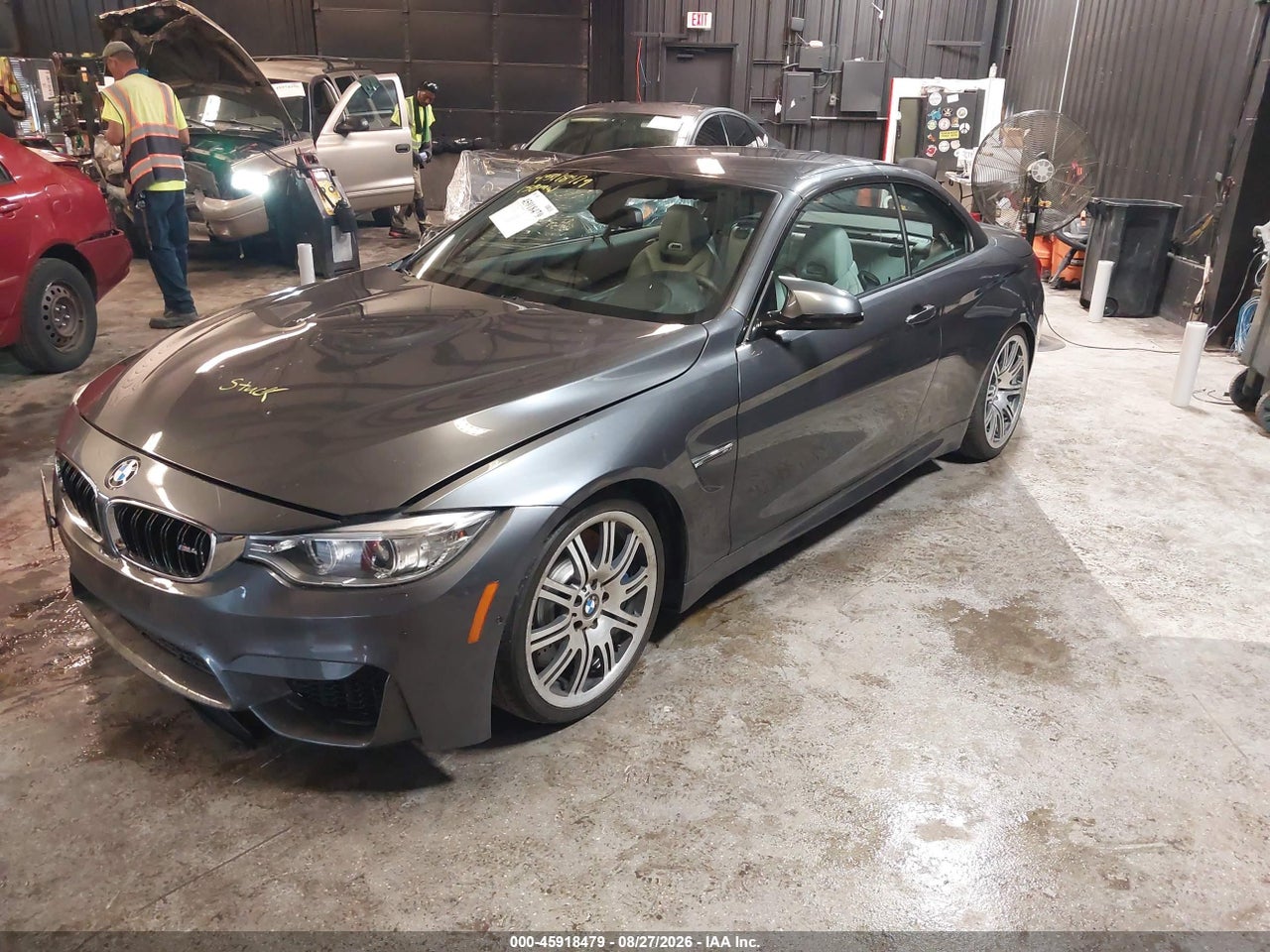2015 BMW M4   · 2/11