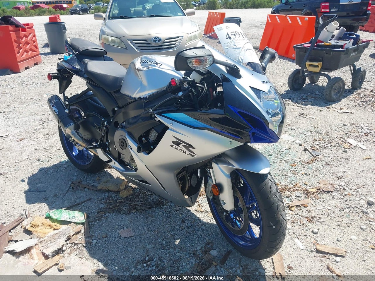 JS1GN7FA6T7****** · 2026 SUZUKI GSX-R600
