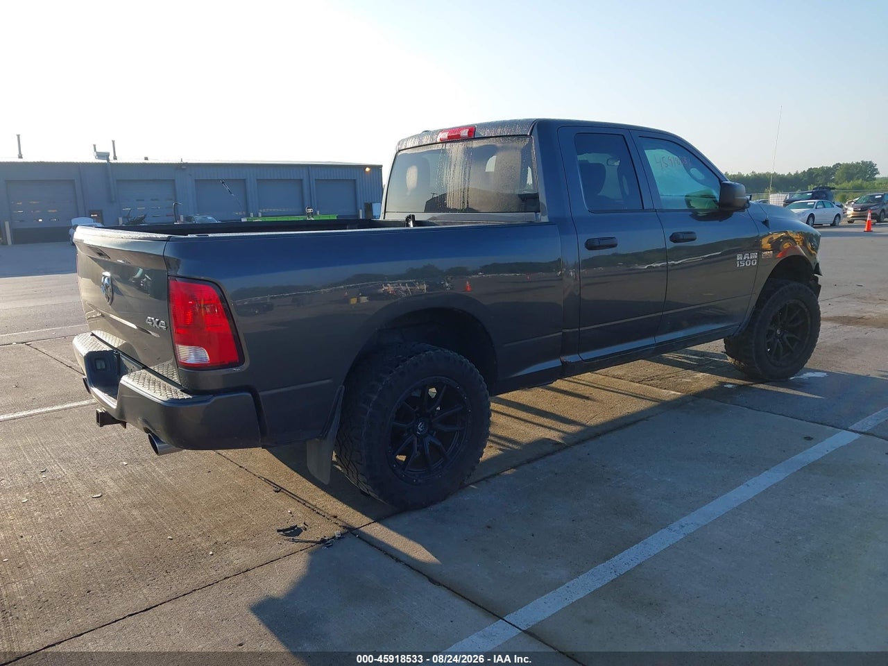 2015 RAM 1500 EXPRESS · 4/11