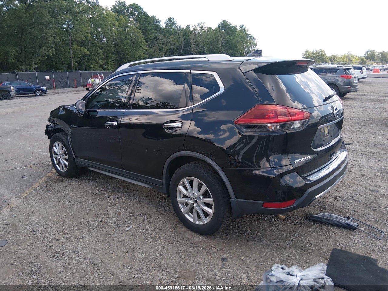 2020 NISSAN ROGUE S FWD · 3/11