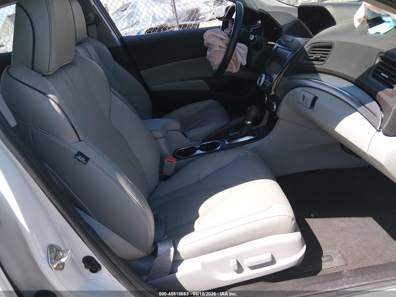 2019 ACURA ILX · 5/10