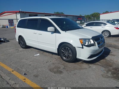 2C4RDGCG3HR****** · 2017 DODGE GRAND CARAVAN SXT