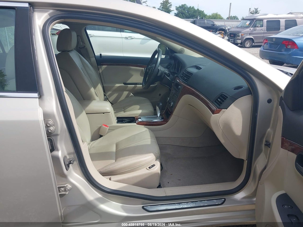 2009 SATURN AURA XR · 5/11