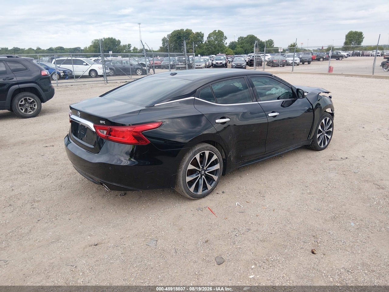 2016 NISSAN MAXIMA 3.5 SR · 4/11