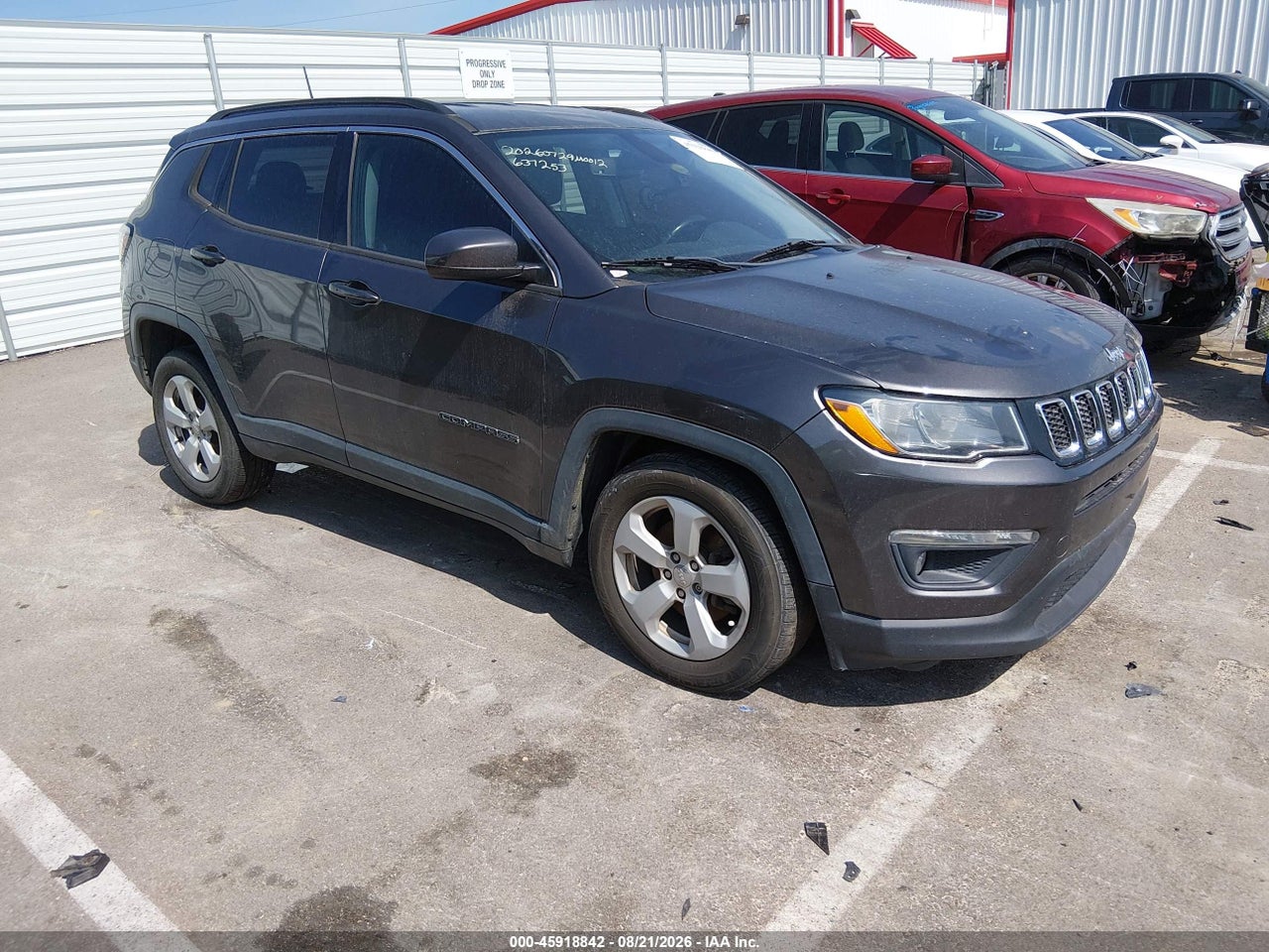 3C4NJCBB0KT****** · 2019 JEEP COMPASS LATITUDE FWD