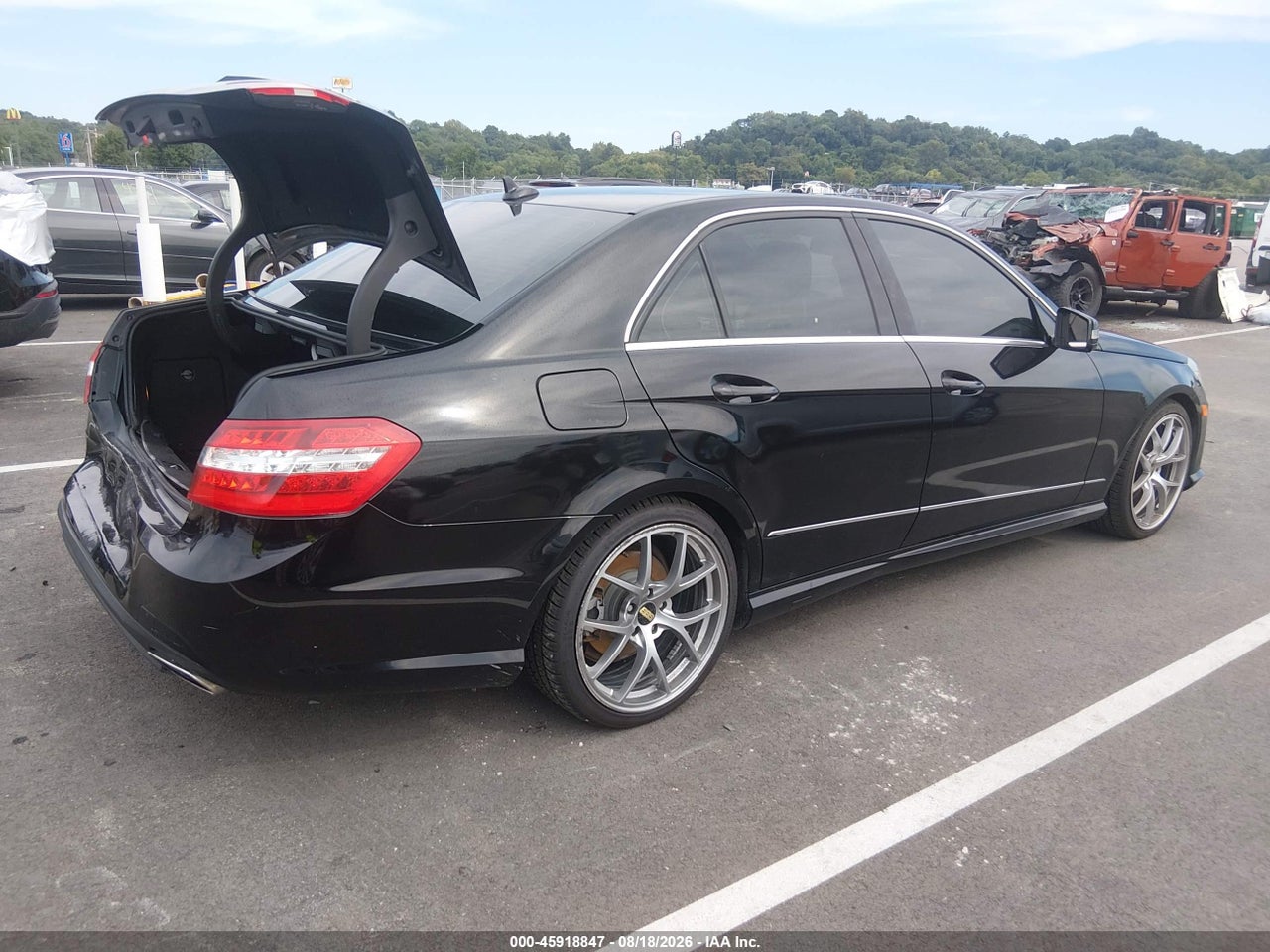 2011 MERCEDES-BENZ E 350 4MATIC · 4/11