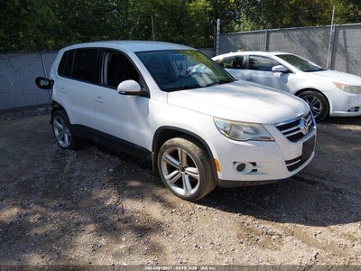 WVGCV75N49W****** · 2009 VOLKSWAGEN TIGUAN S