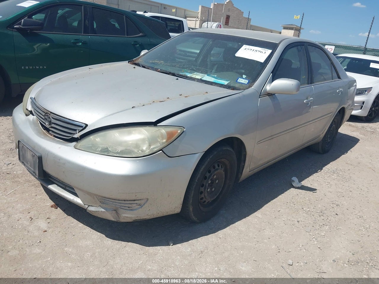 2005 TOYOTA CAMRY LE · 2/11