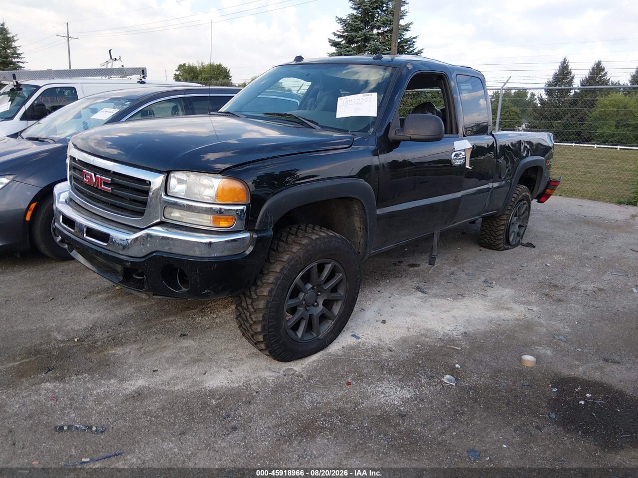 1GTEK19T04E****** · 2004 GMC SIERRA 1500 SLT · 2/11