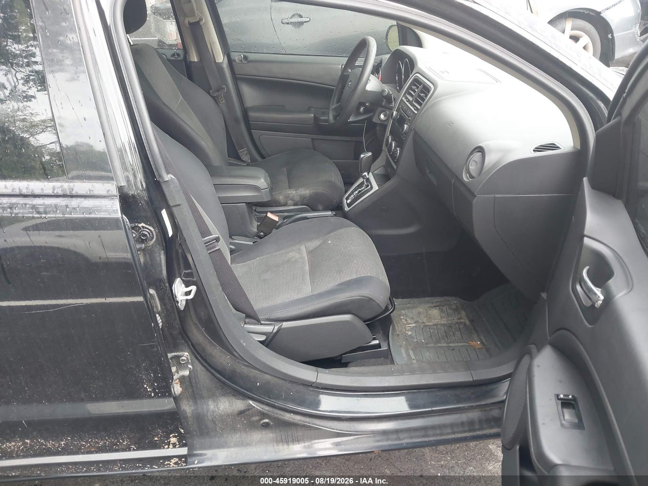 2010 DODGE CALIBER SXT · 5/11