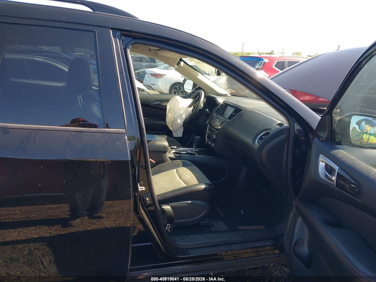 2020 NISSAN PATHFINDER SV 4WD · 5/11
