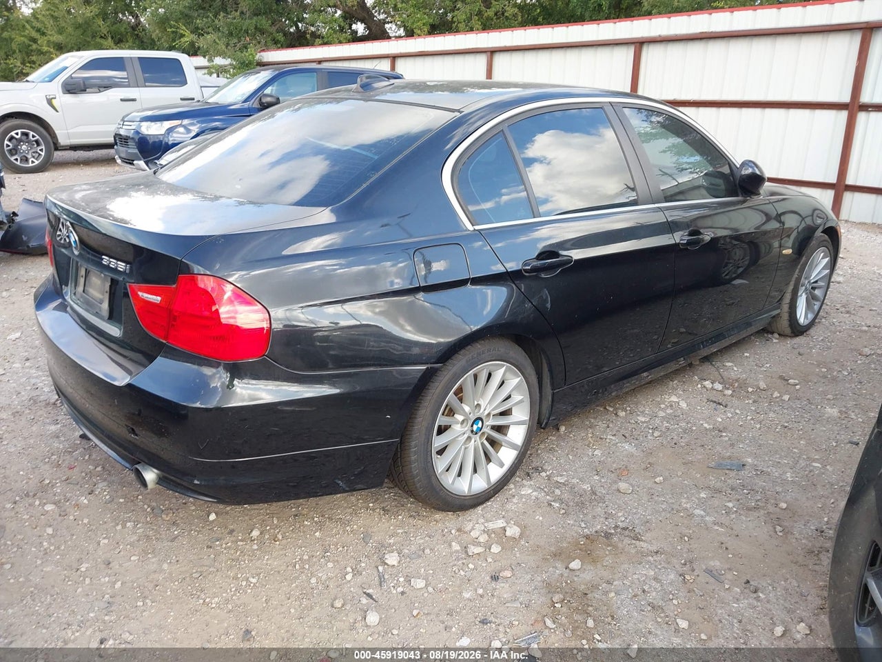 2011 BMW 335 I · 4/11