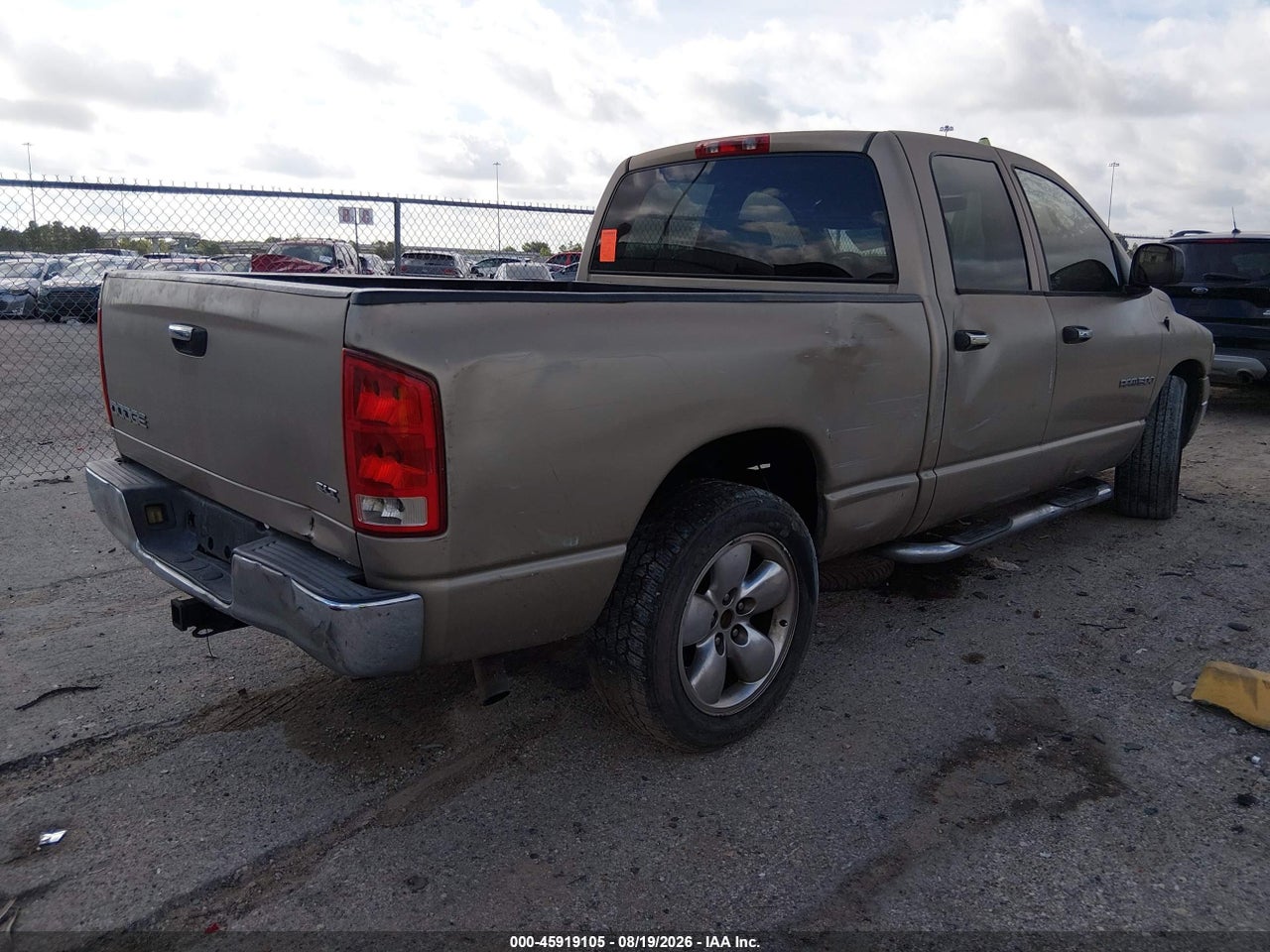 2004 DODGE RAM 1500 SLT/LARAMIE · 4/10