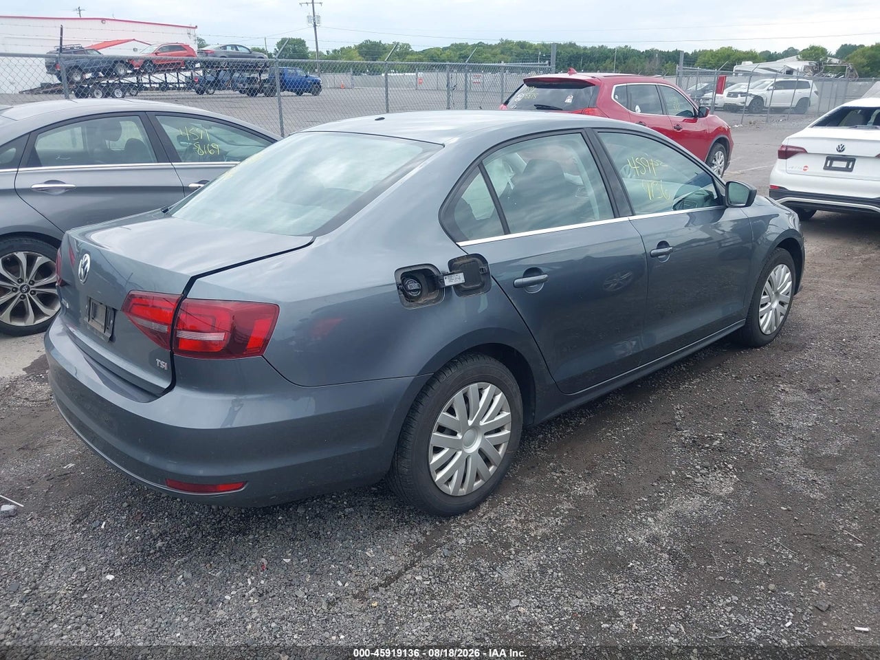 2017 VOLKSWAGEN JETTA 1.4T S · 4/11