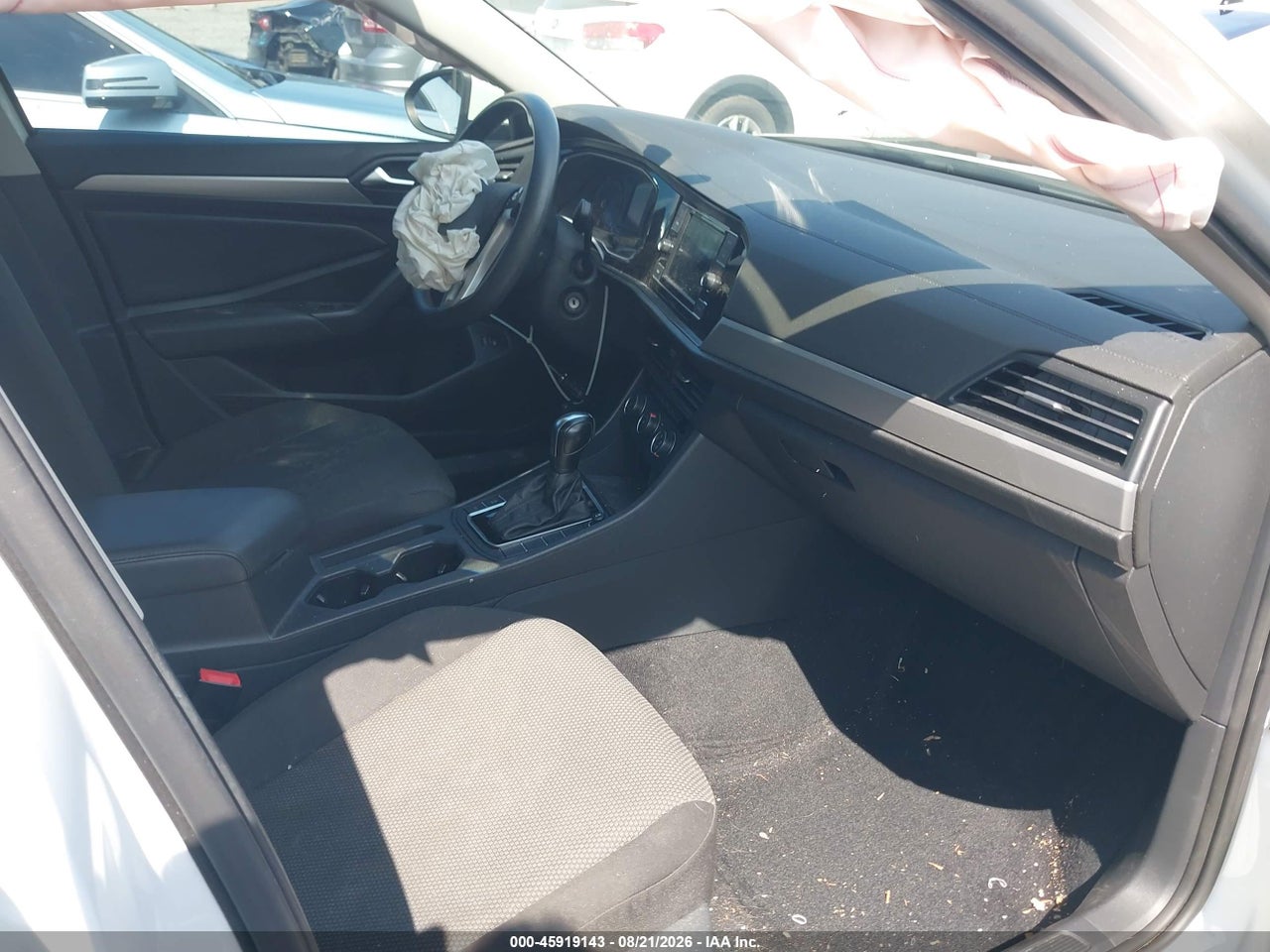 2020 VOLKSWAGEN JETTA 1.4T R-LINE/1.4T S/1.4T SE · 5/11