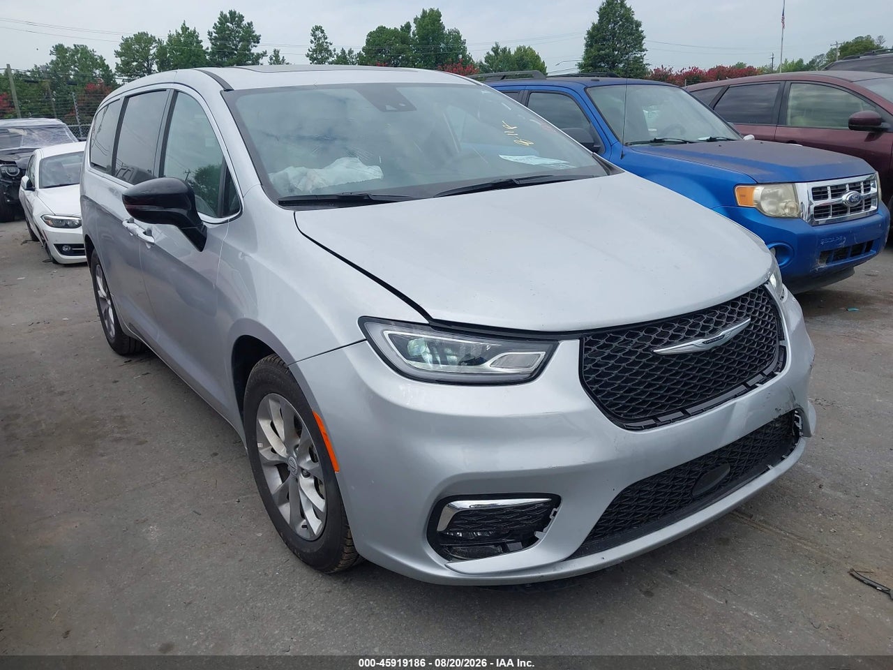 2C4RC1GG0TR****** · 2026 CHRYSLER PACIFICA LIMITED
