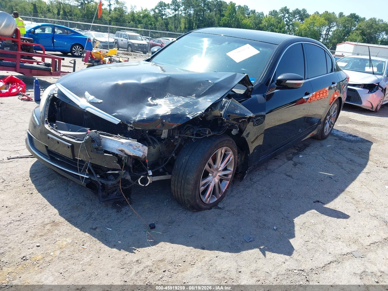 2012 HYUNDAI GENESIS 3.8 · 2/11