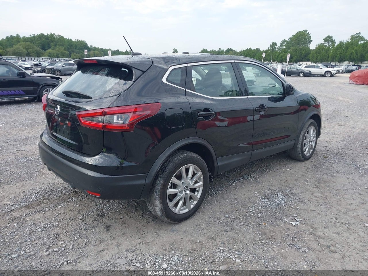 2021 NISSAN ROGUE SPORT S FWD XTRONIC CVT · 4/11