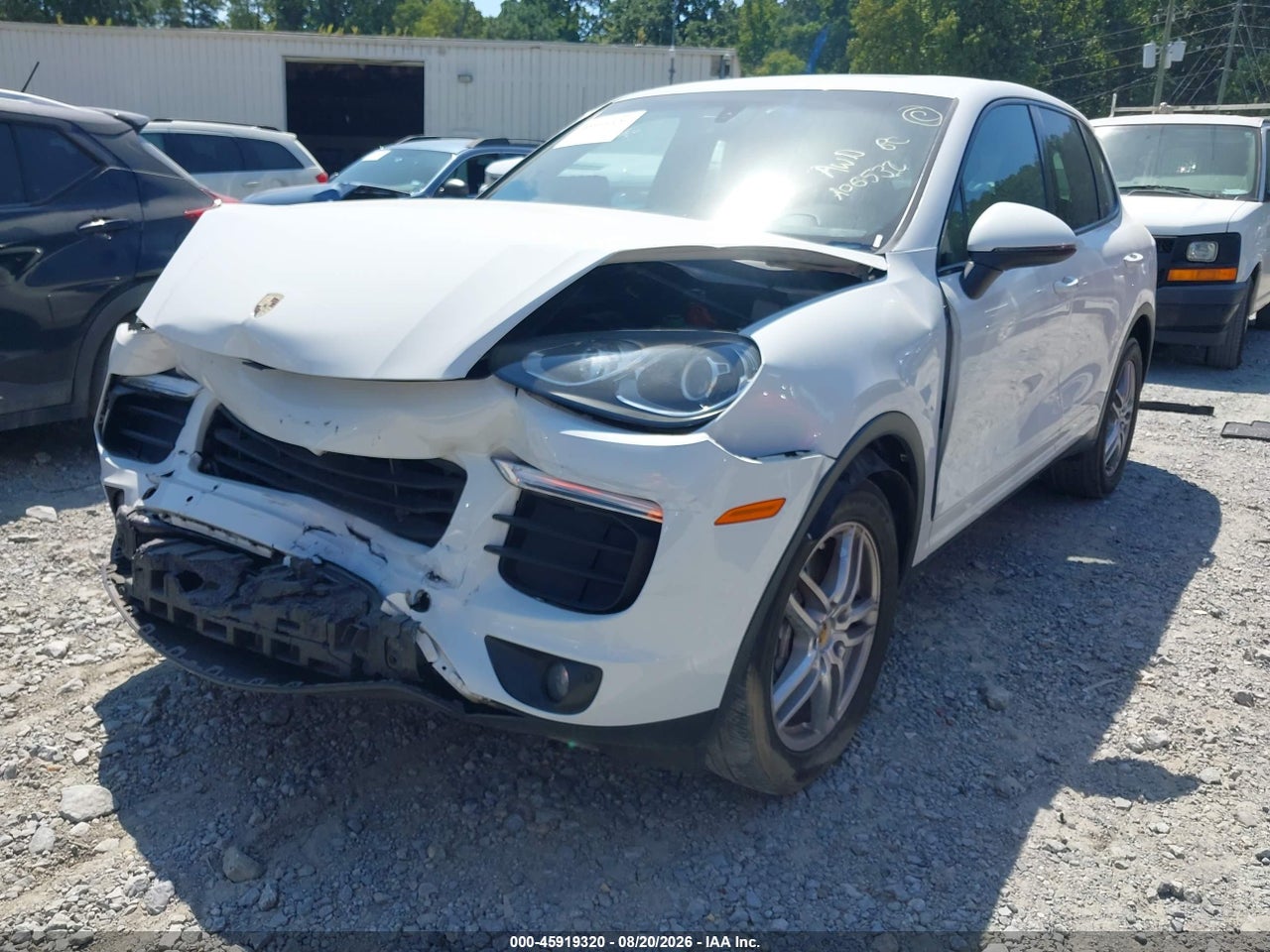 2018 PORSCHE CAYENNE · 2/11