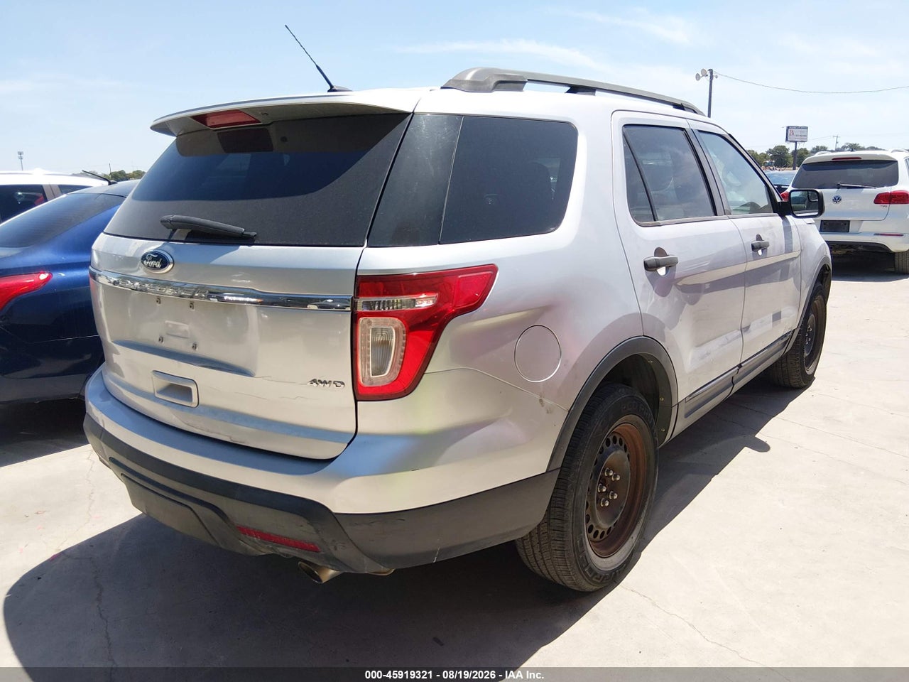 2011 FORD EXPLORER   · 4/11