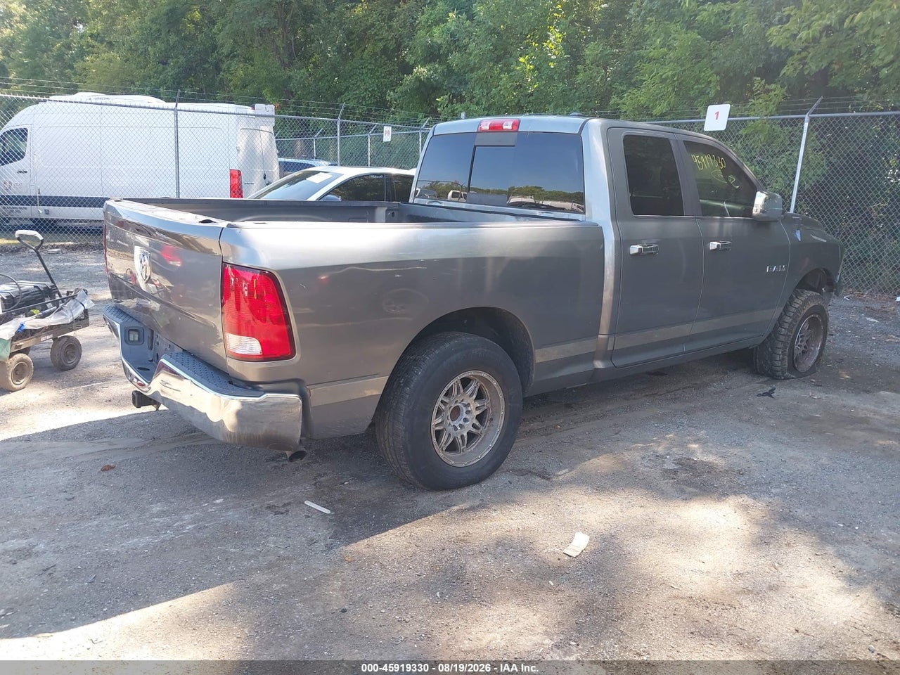 2010 DODGE RAM 1500 SLT/SPORT/TRX · 4/11