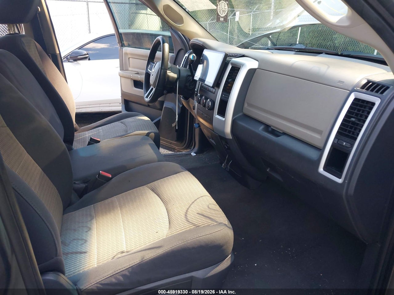 2010 DODGE RAM 1500 SLT/SPORT/TRX · 5/11