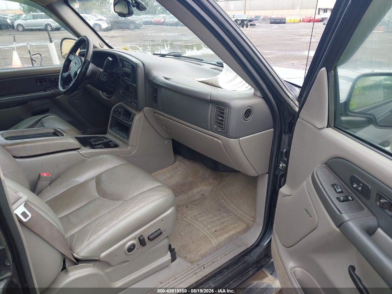 2003 GMC YUKON SLT · 5/11
