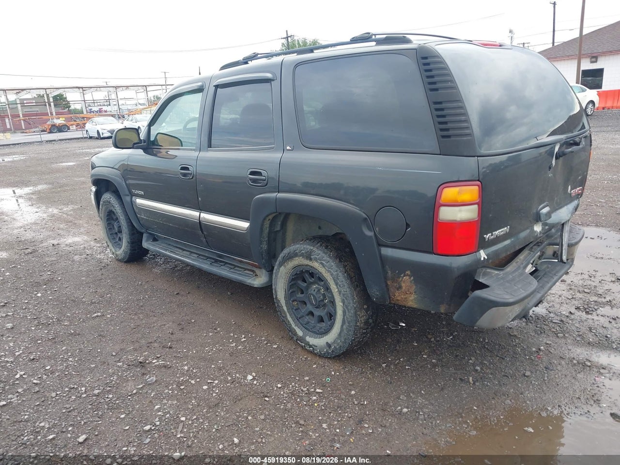 2003 GMC YUKON SLT · 3/11