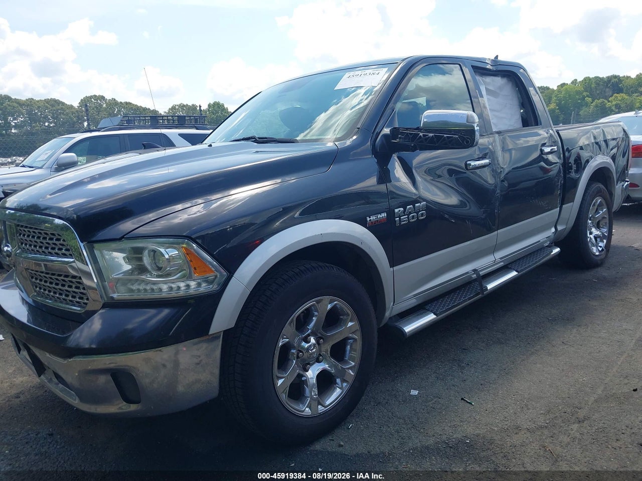 2016 RAM 1500 LARAMIE · 6/11