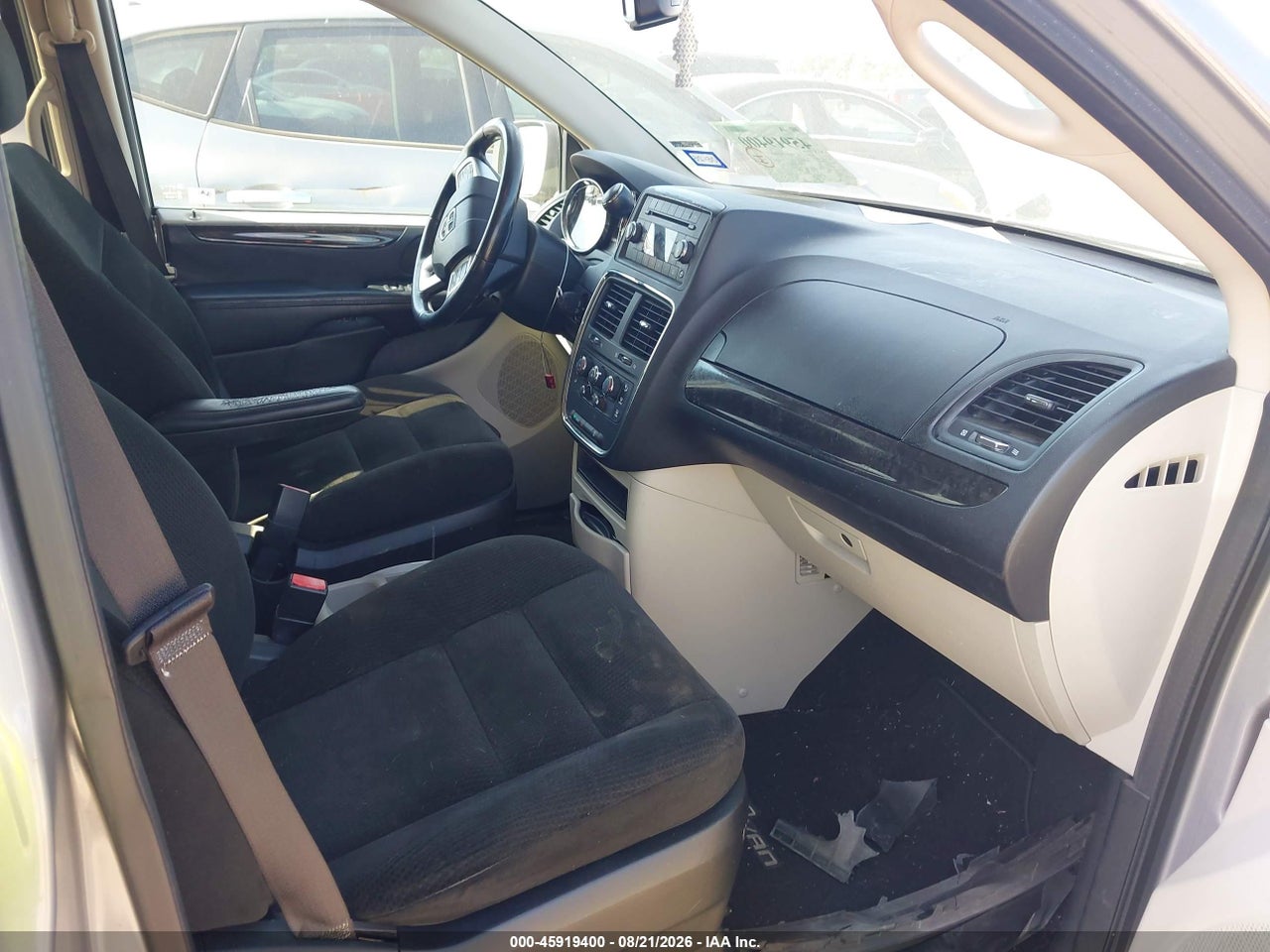 2015 DODGE GRAND CARAVAN SE · 5/11
