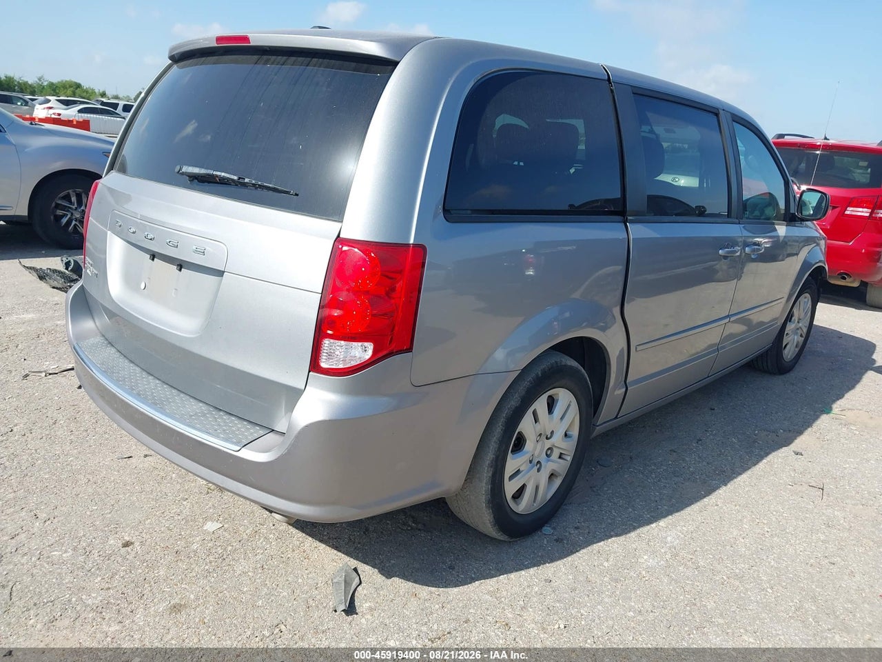 2015 DODGE GRAND CARAVAN SE · 4/11